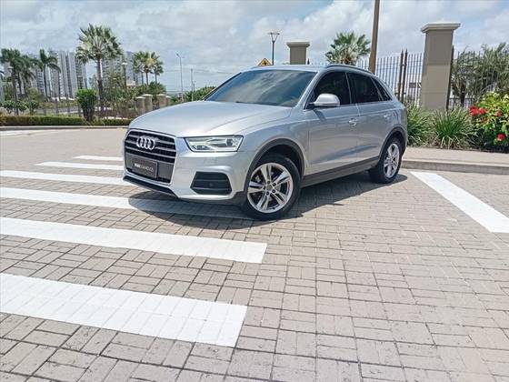 AUDI Q3 1.4 TFSI AMBIENTE FLEX 4P S TRONIC